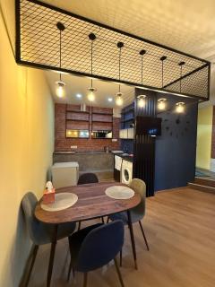 Cozy Apartment on Gagarini Square - 7