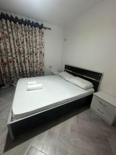 Prestige Apartment Fier - 9