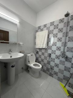 Midways Guest House and Hotels - 1