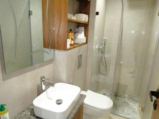 Elegant Maarif Studio Walk To Twin Center & Cafes & Private Parking - 3