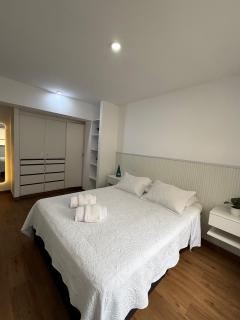Stylish 2 Bedroom Flat in the Heart of Miraflores - 1