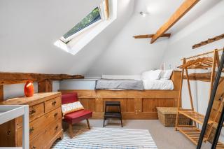 Medleys Barn By My Getaways - 2