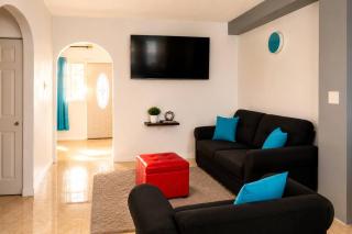 The Hideaway Suite, largest master, ocean glimpse - 8