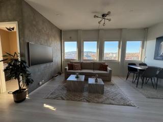Central apartment on 10th floor with amazing panoramic view - 8