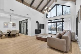 Verbier Tremblant Luxurious Scandinavian Chalet - 4