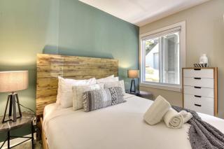 Cozy Lodge on the Mont Tremblant Ski Mountain - 4
