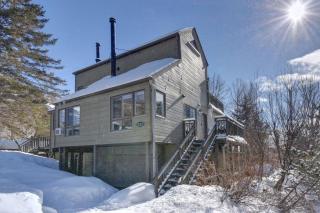 Cozy Chalet in the Mont Tremblant Ski Village - 6