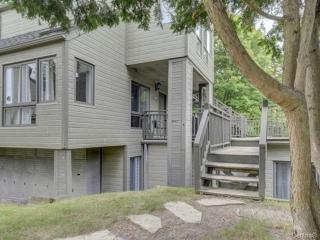 Charming Condo in the Mont Tremblant Ski Village - 2