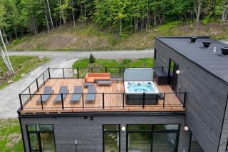 Ultra Luxurious Modern Oasis Private Spa Sauna - 7