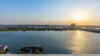 Panoramic Nile View Luxury 3BR in Maadi - 3