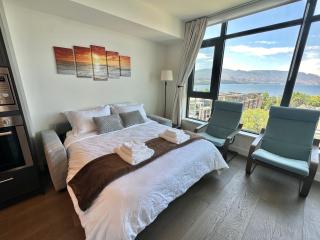 Aqua Waterfront Resort Beachfront condo with 180 degree Lake Views, Pool, Private - 7