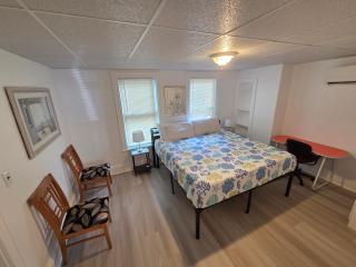 Renovated 3BD apt Pet Friendly and 8 min to beach - 4