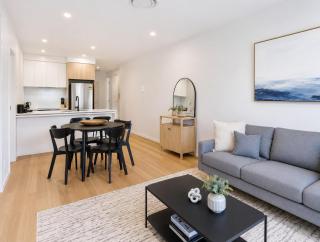 Apt 2 - Essentia - Surfers Paradise - 6