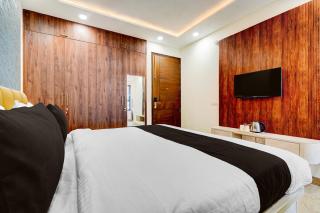 Townhouse Sector 51 Gurgaon - 1