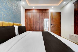 Townhouse Sector 51 Gurgaon - 2