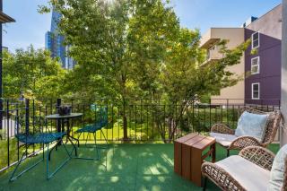 Tranquil Oasis 2 bdrm pool tennis gym - 8