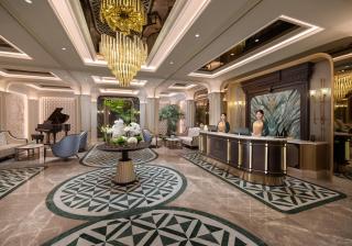 Classyc Hotel Hang Buom - 7
