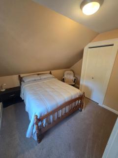 Lakes Region Family Getaway & Pet Friendly - 1