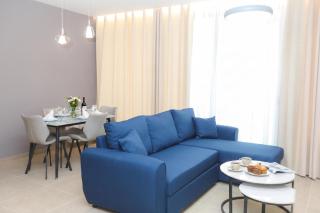 Sea Side Palm Modern Suites - Happy Rentals - 1
