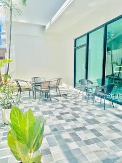 KATA PLATINUM Hotel - 5