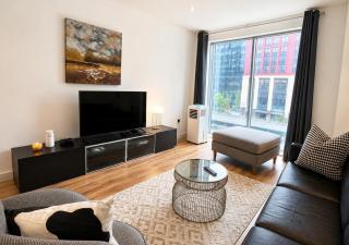 Modern 1-Bed Mailbox View Parking Available - 8