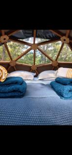 Bulle insolite avec cabanon provençal - 3