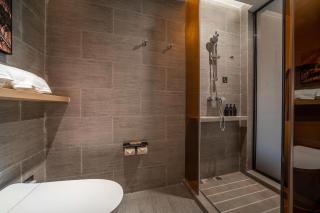 Atour Hotel Wuxi New District Nanchan Temple Scenic Area - 3