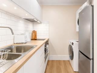 The Park Mediterranean Apartments Spring Hill - 3
