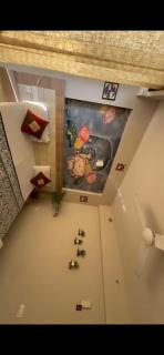 Blue Mans Rooms - Near Prem Mandir & ISKCON - 8