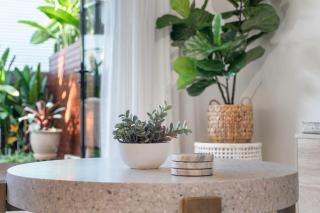 Noosa River 2BD Townhouse - Modern & Stylish - 1