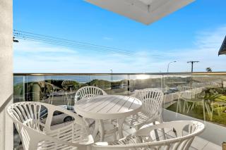 Sunset Sands on Esplanade By Host Solutions - 7