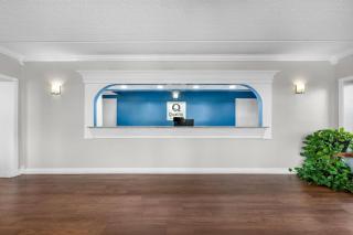 Quality Inn - 4