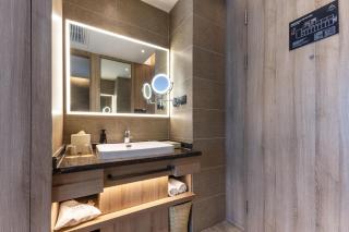Atour Hotel Wuxi Sanyang Plaza - 1