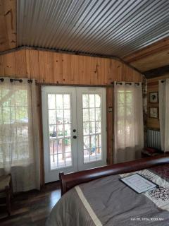 Off-Grid Riverfront Cabin Near Satilla River, Georgia - 4