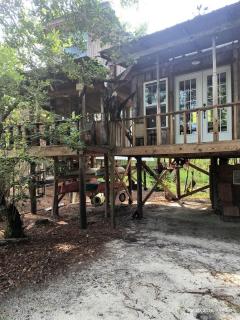 Off-Grid Riverfront Cabin Near Satilla River, Georgia - 3