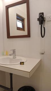 Hiri Point Villa - 5