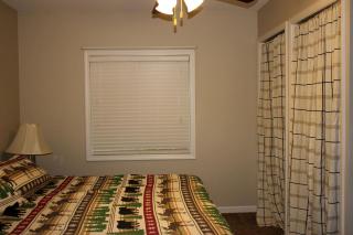Beautiful Cabin near the Cedar River for a Perfect Family Vacation in Letts, Iowa - 3