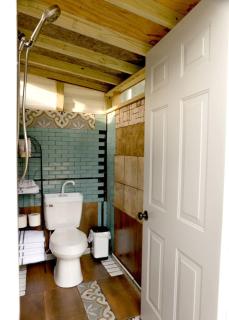 Roan Mountain Glamping Yurt, Ideal to Hike the Appalachian Trail - 3