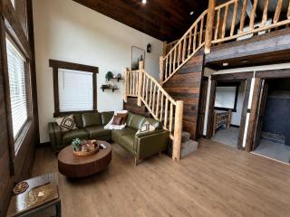 Charming Cabin with Private Porch Near Yellowstone National Park | Island Park, Idaho - 0