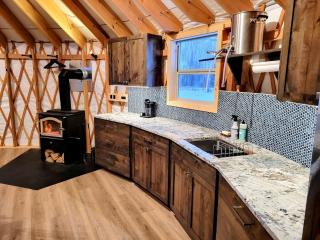 Stunning Full Equipped Yurt with Sauna in Boise, Idaho - 8