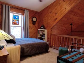 Rustic Cabin Escape for Group Glamping Vacations in De Soto, Missouri - 4