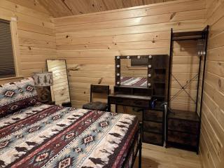 Charming Countryside Cabin with Hot Tub in Hot Springs, Arkansas - 4