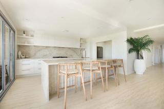 Saltwater Beach House - 8