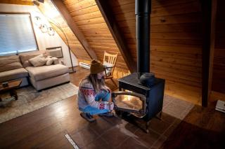 Cozy A-Frame Cabin for a Getaway near Lake Wenatchee in Leavenworth, Washington - 6