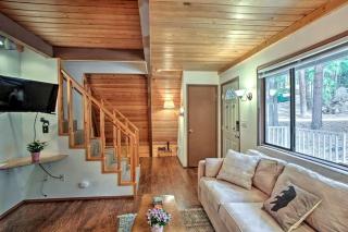 Cozy A-Frame Cabin for a Getaway near Lake Wenatchee in Leavenworth, Washington - 1