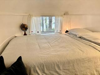 Gorgeous Vintage Airstream and Tiny House A-Frame Cabin with a Fabulous View near Acadia National Park - 5