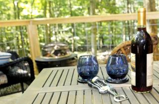 Beautiful Eco-Friendly Bell Tent with Fantastic Amenities for a Unique Glamping Escape near Fresno, Ohio - 3