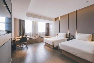 Atour Hotel (Jiangyin Binjiang Middle Road Sports Center) - 2