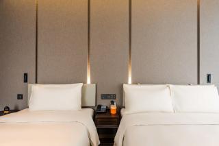 Atour Hotel Xuzhou CBD - 1