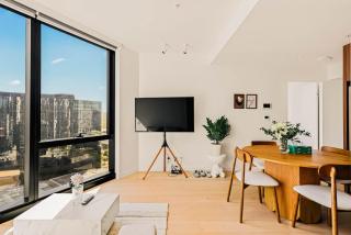 Stylish Panoramic View Condo with Pool & Sauna - 8